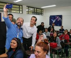 Primeiro dia de aula na rede estadual do Paraná